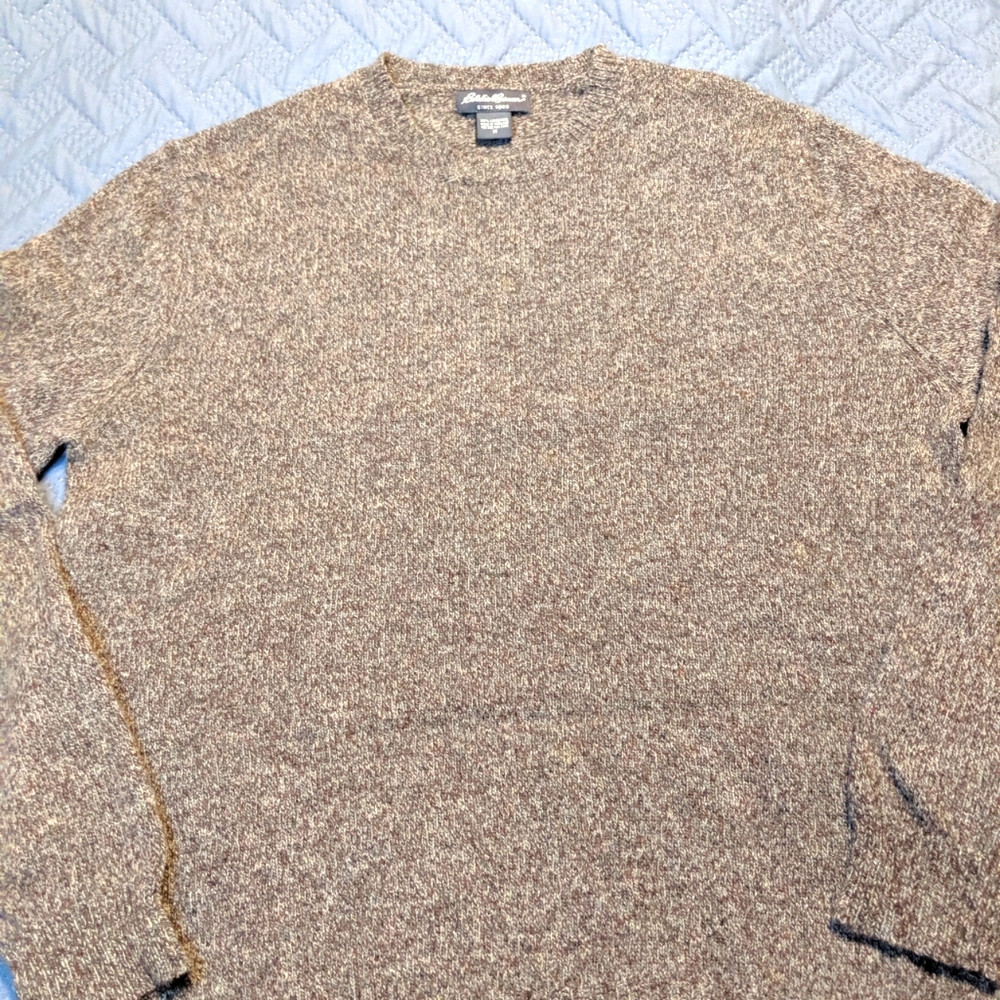 Eddie Bauer EUC Neutral tone Lambswool Brown Sweater Mens Medium Crew Neck